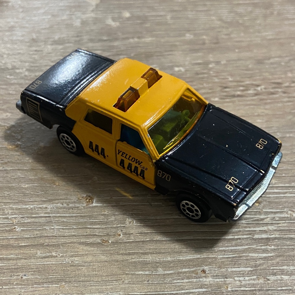 Majorette Chevrolet Impala Yellow Taxi Cab #240